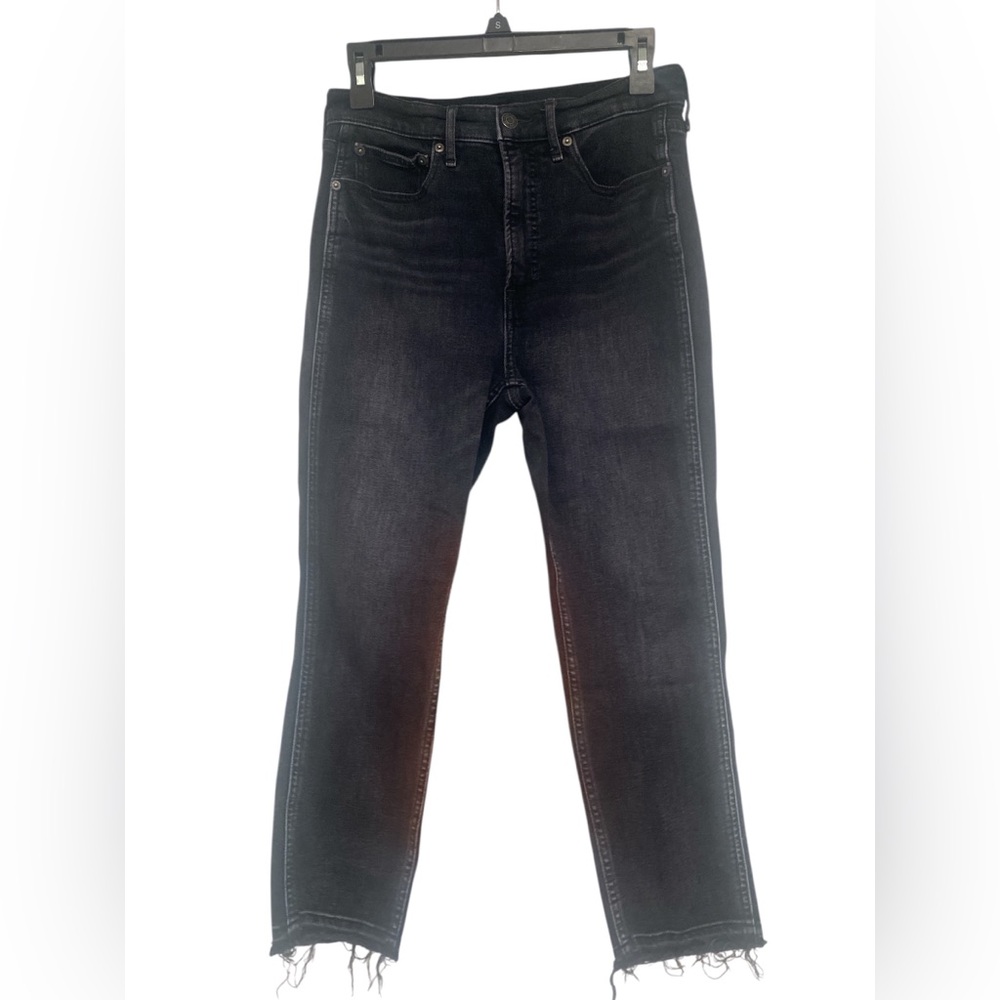 GAP Women's Black High Rise Jeans GUC 29